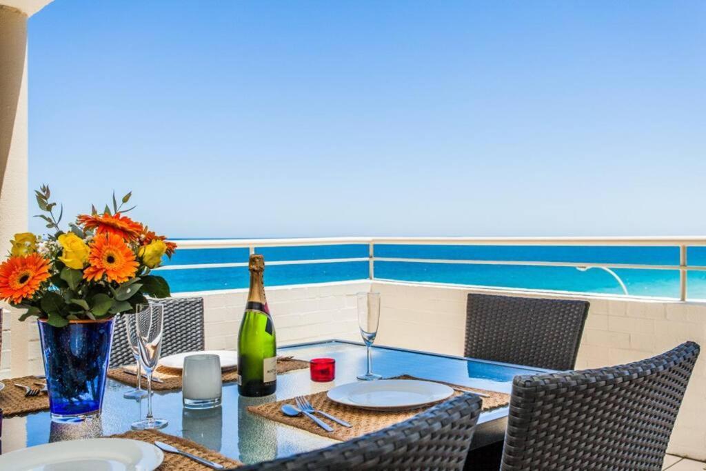 Beach View Apartment In Cottesloe Perth Eksteriør billede